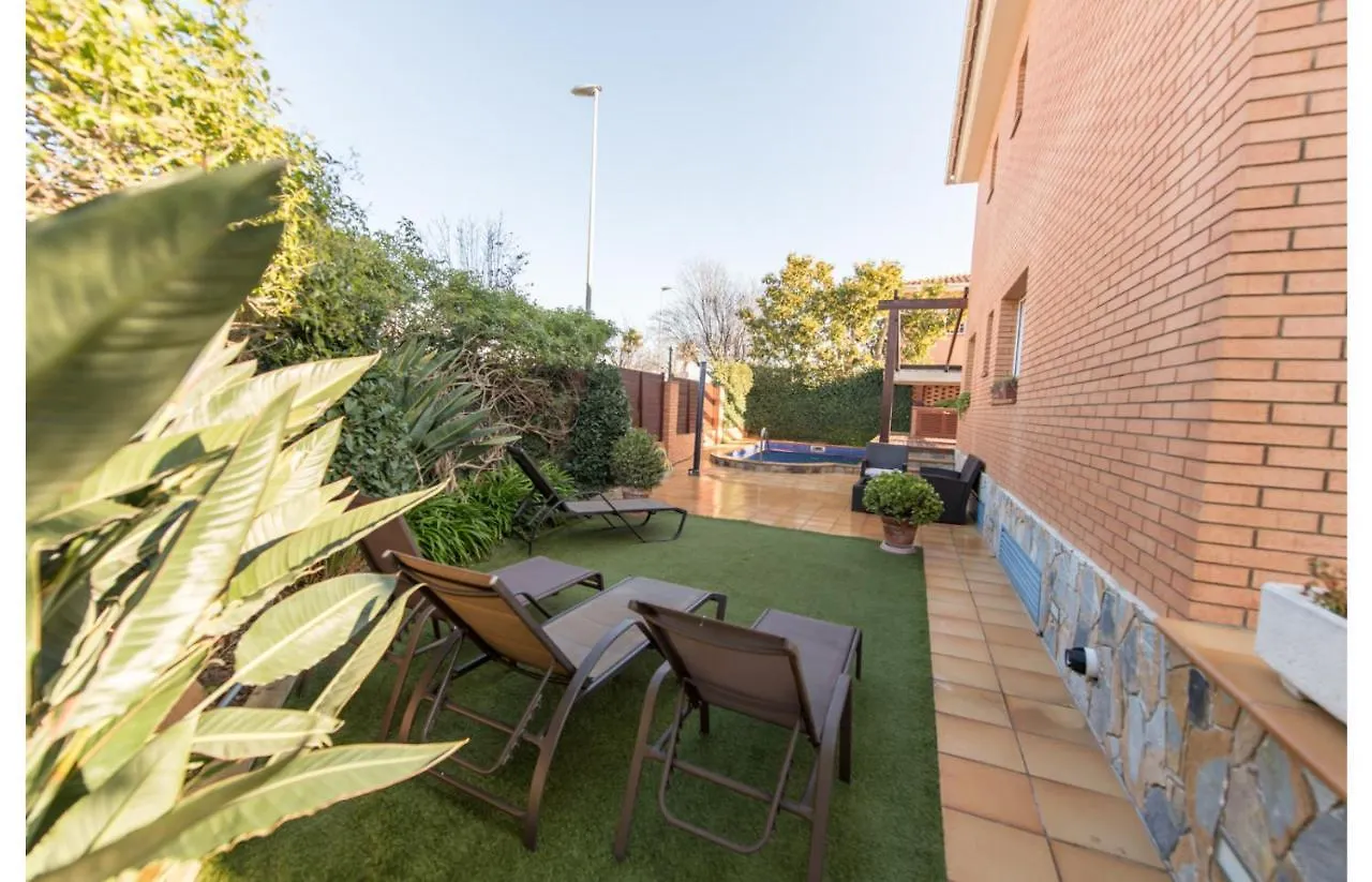 Homeholidaysrentals Royal Pineda de Mar Ισπανία